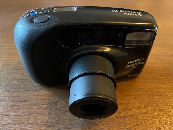 Yashica Zoomate 70 Fonctionnel avec pellicule Fujifilm Superia 200 – Image 2